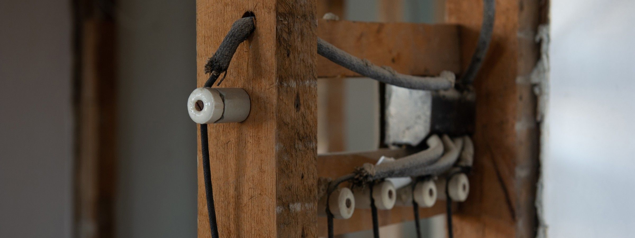 Time to Get Rid of Knob & Tube Wiring (K&T Wiring)